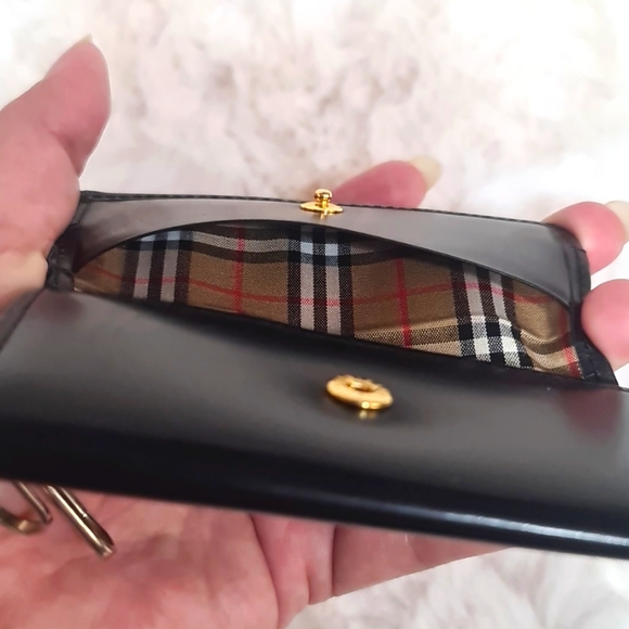 Burberry EUC 3 Key Card Holder - Picture 8 of 12